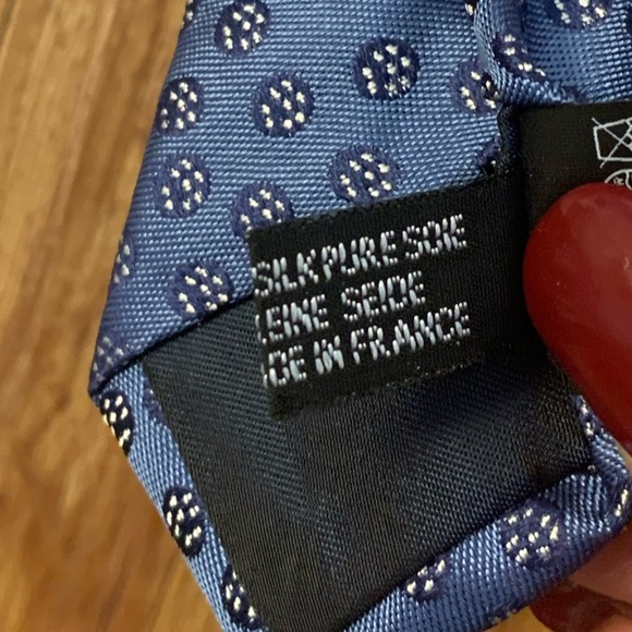 Lanvin 100% Silk Tie - Picture 6 of 7